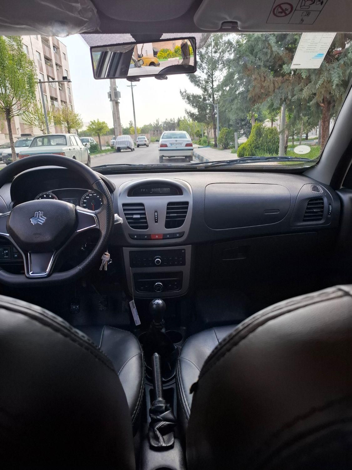 ساینا S دنده ای بنزینی - 1401