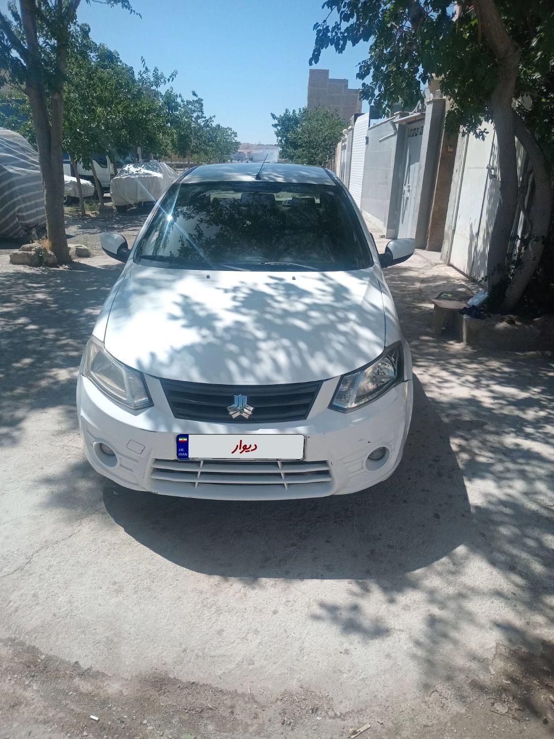 ساینا S دنده ای بنزینی - 1400