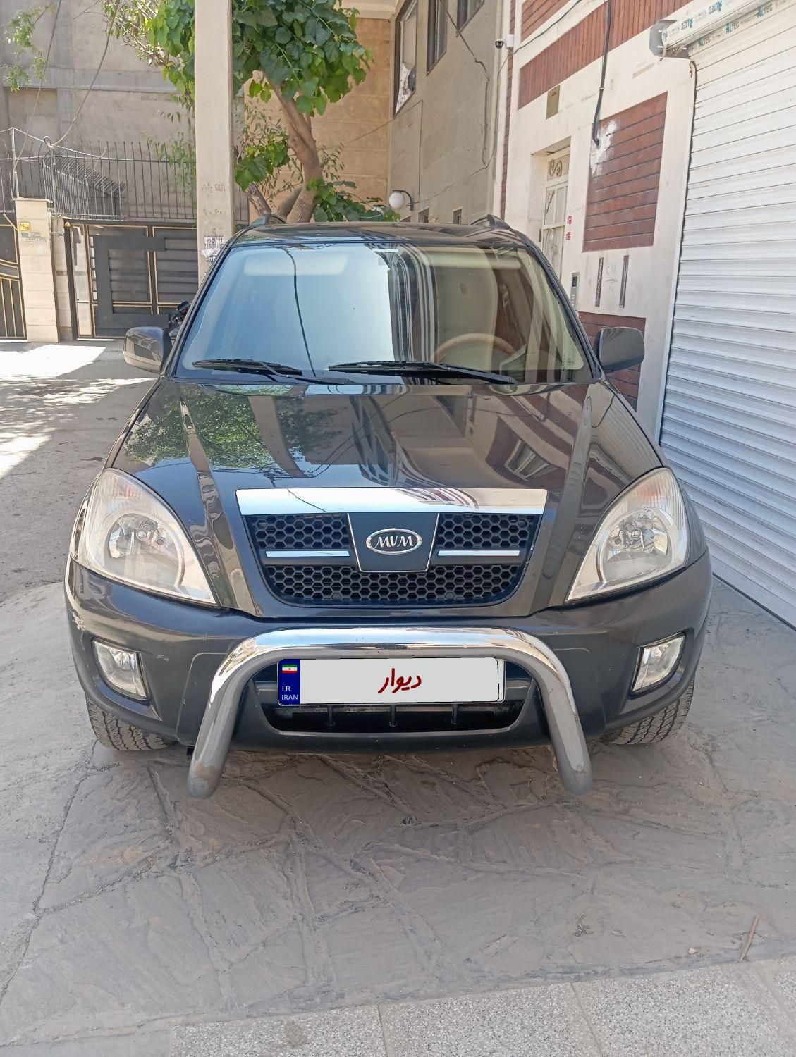 ام وی ام X33 دنده‌ای ساده - 2012