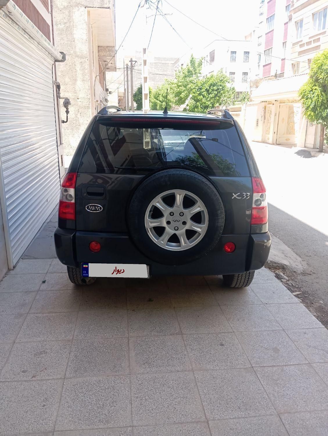 ام وی ام X33 دنده‌ای ساده - 2012