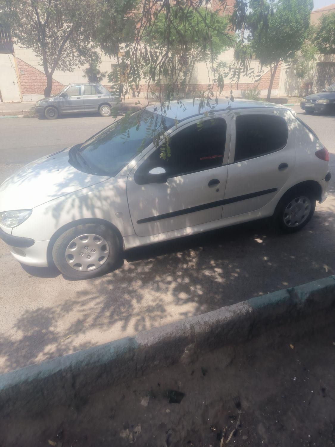 خودرو پژو، 206 آگهی ann_18121308