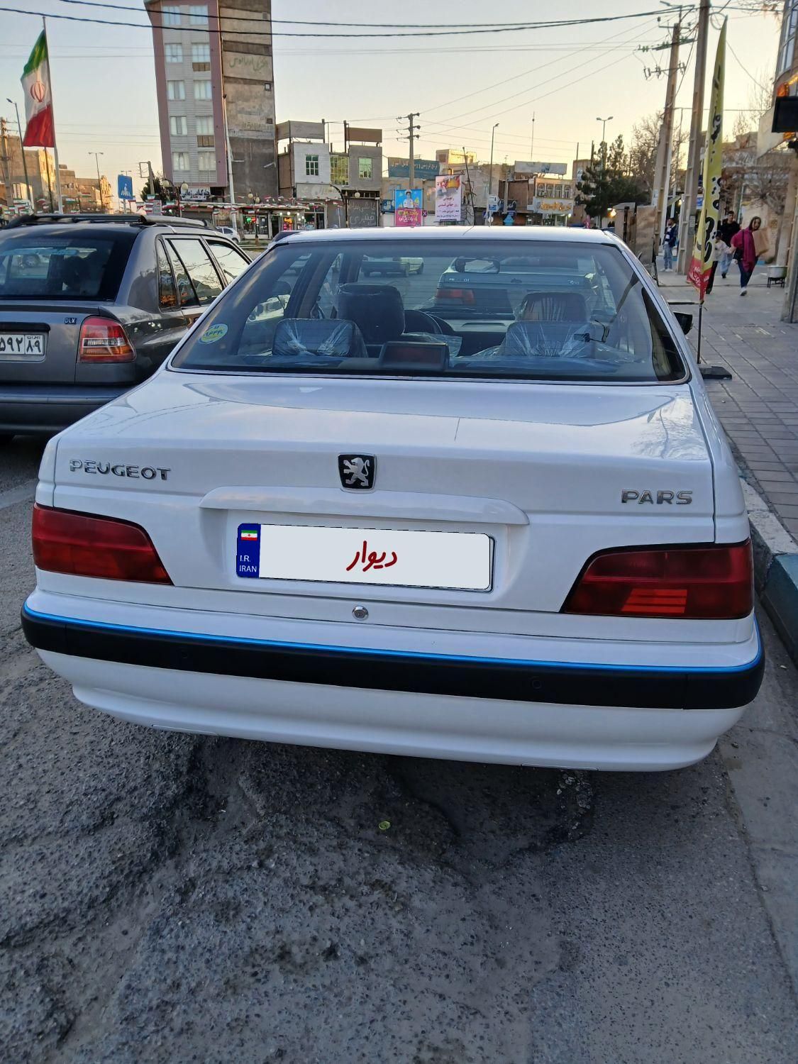 پژو پارس XU7P - 1402
