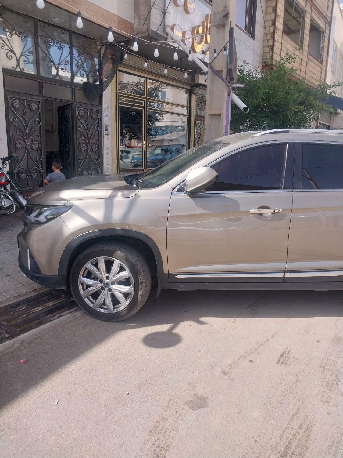 فردا T5 اتوماتیک - 2022