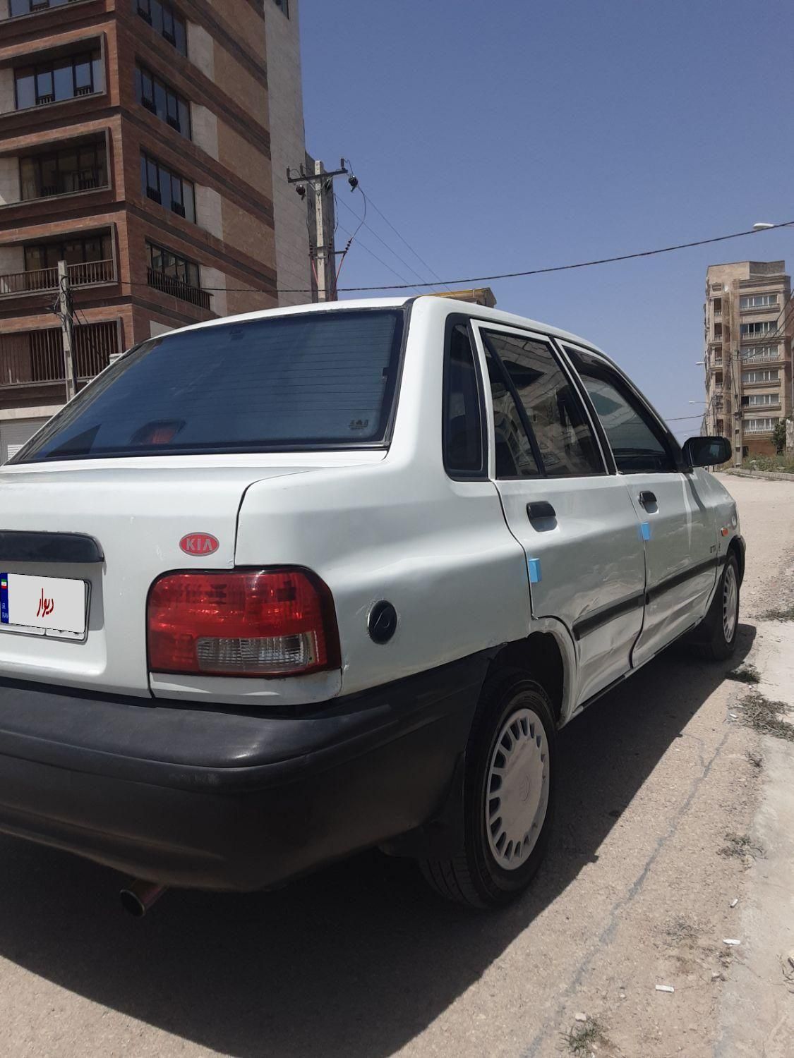 پراید صبا دنده‌ای - 1382