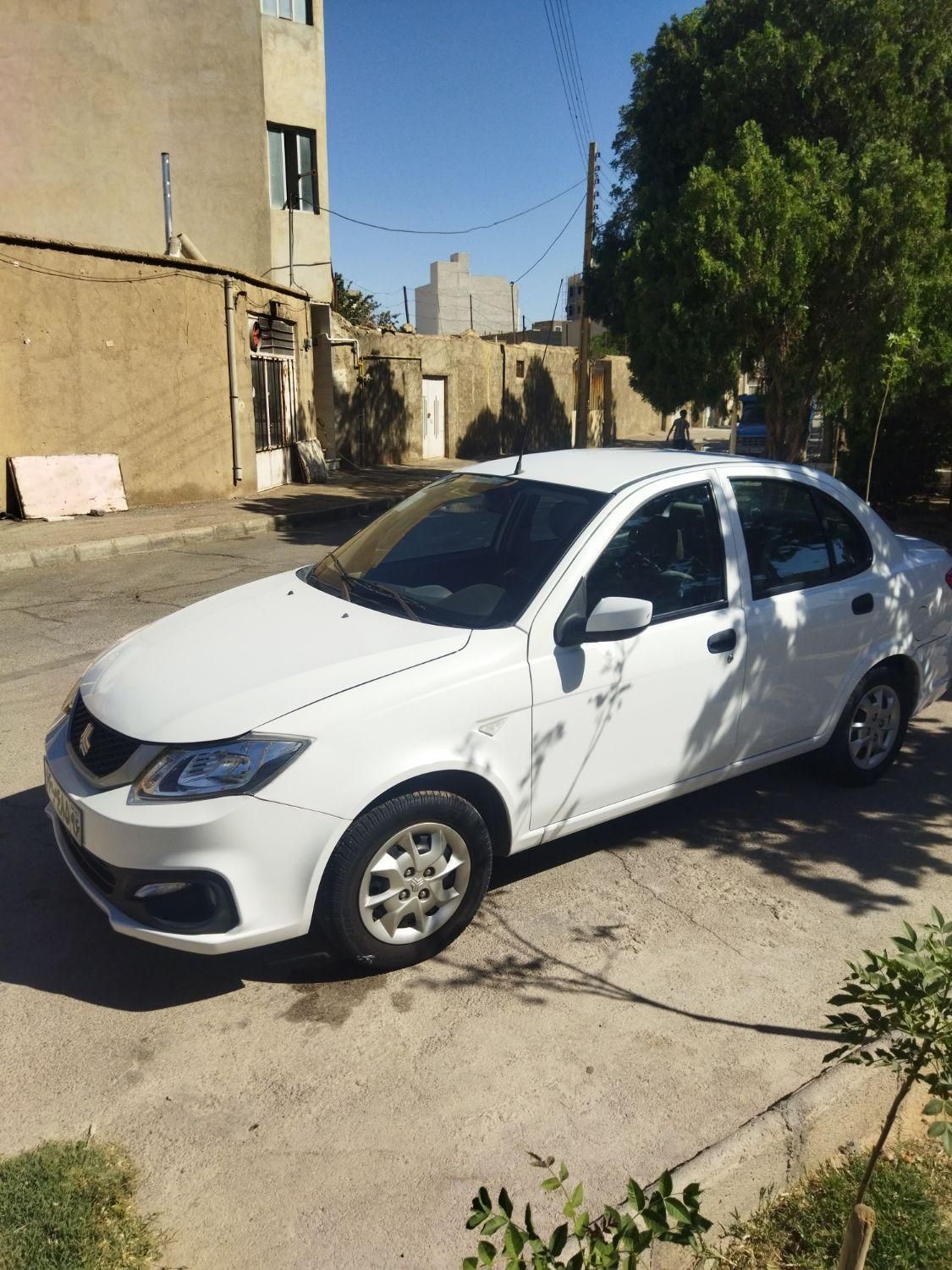ساینا S دنده ای بنزینی - 1400