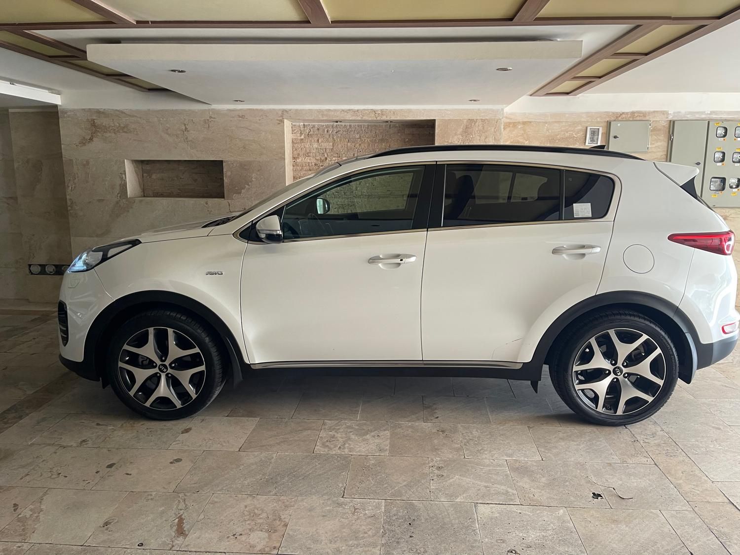 کیا اسپورتیج 4 سیلندر 2400cc GTLine - 2017