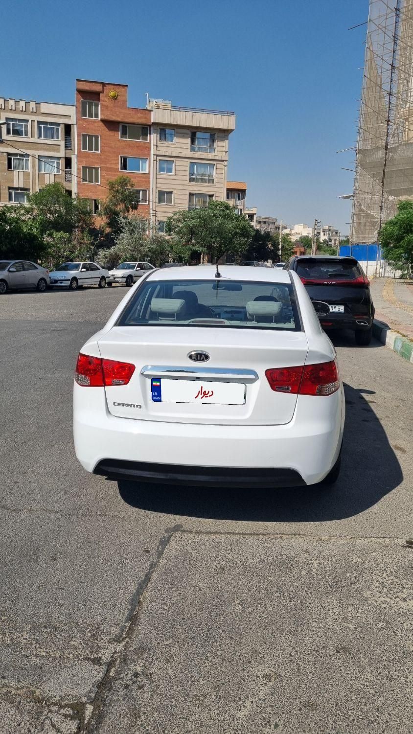 کیا سراتو مونتاژ 2000 اتوماتیک - 2014