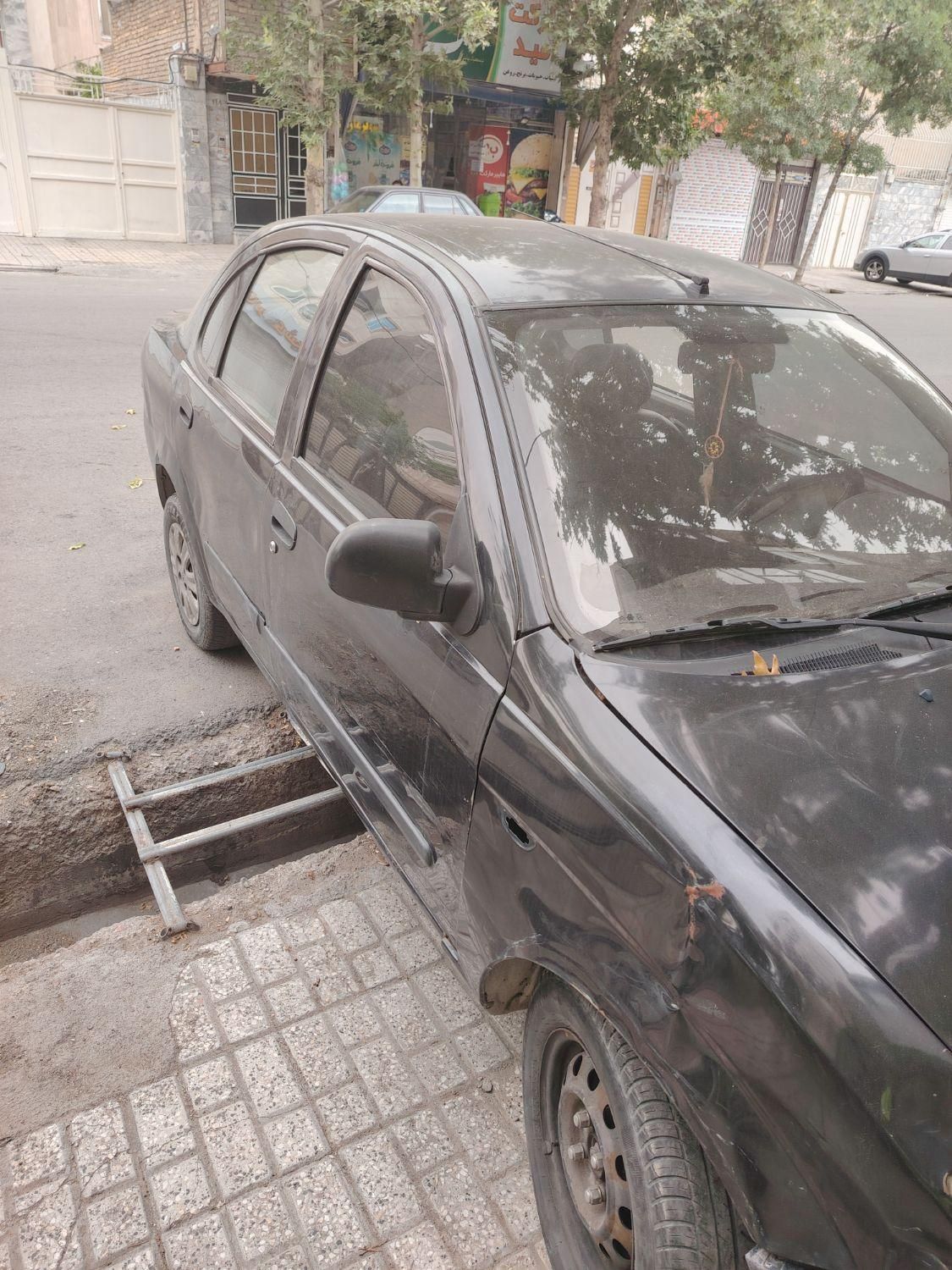 تیبا صندوق دار SX - 1390
