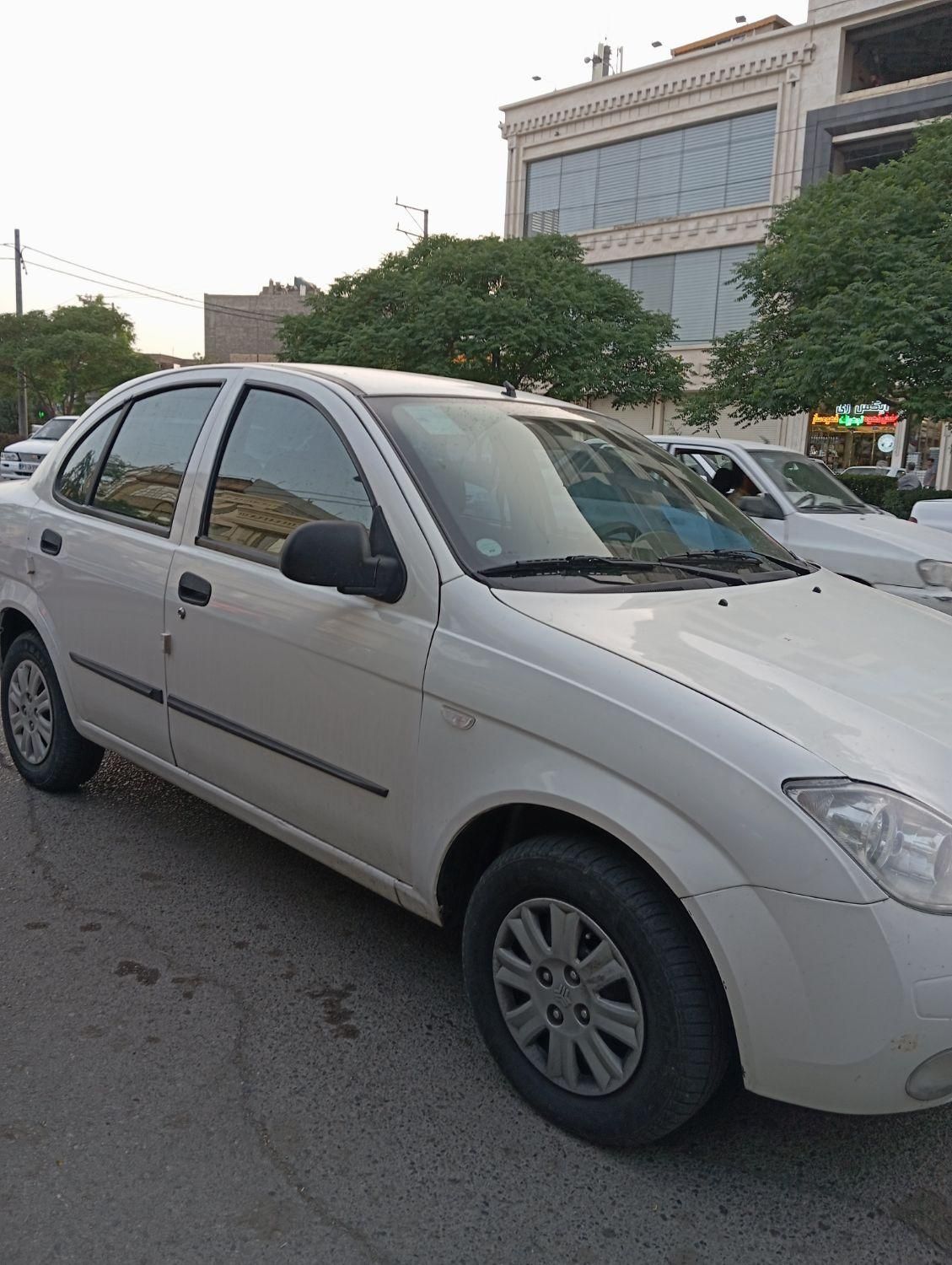 تیبا صندوق دار SX - 1400