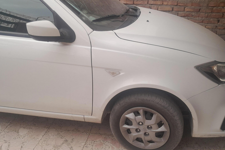 ساینا S دنده ای بنزینی - 1400