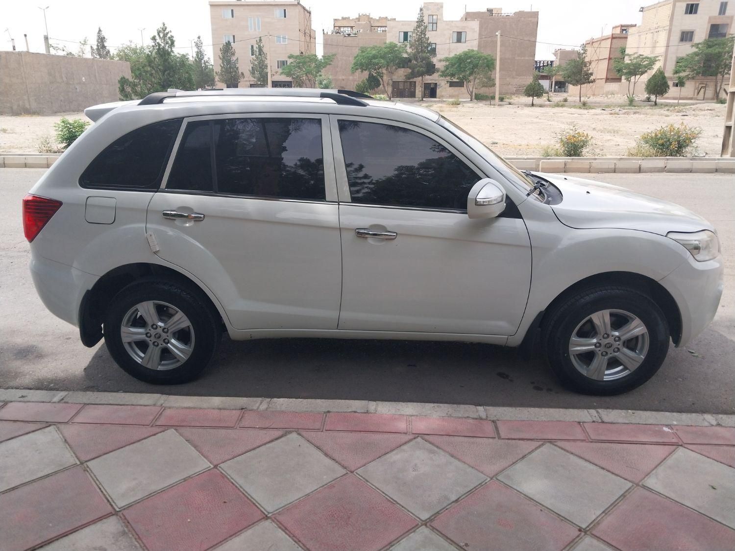 لیفان X60 دنده‌ای - 2015