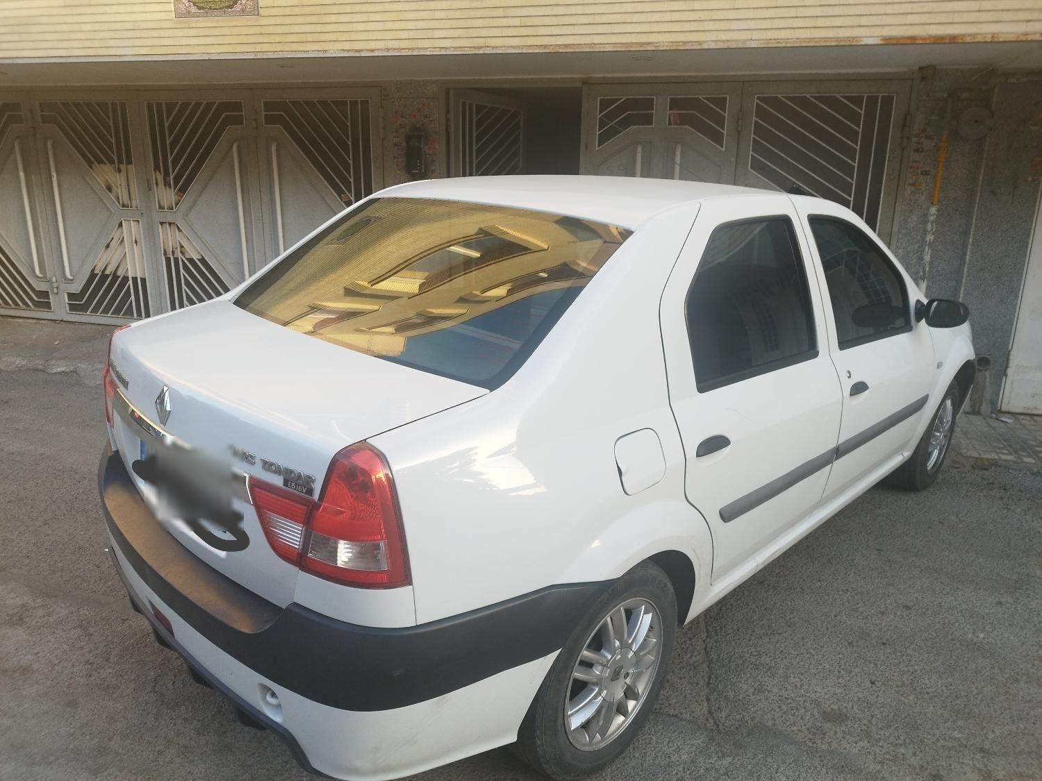 خودرو رنو، پارس تندر آگهی ann_18127099