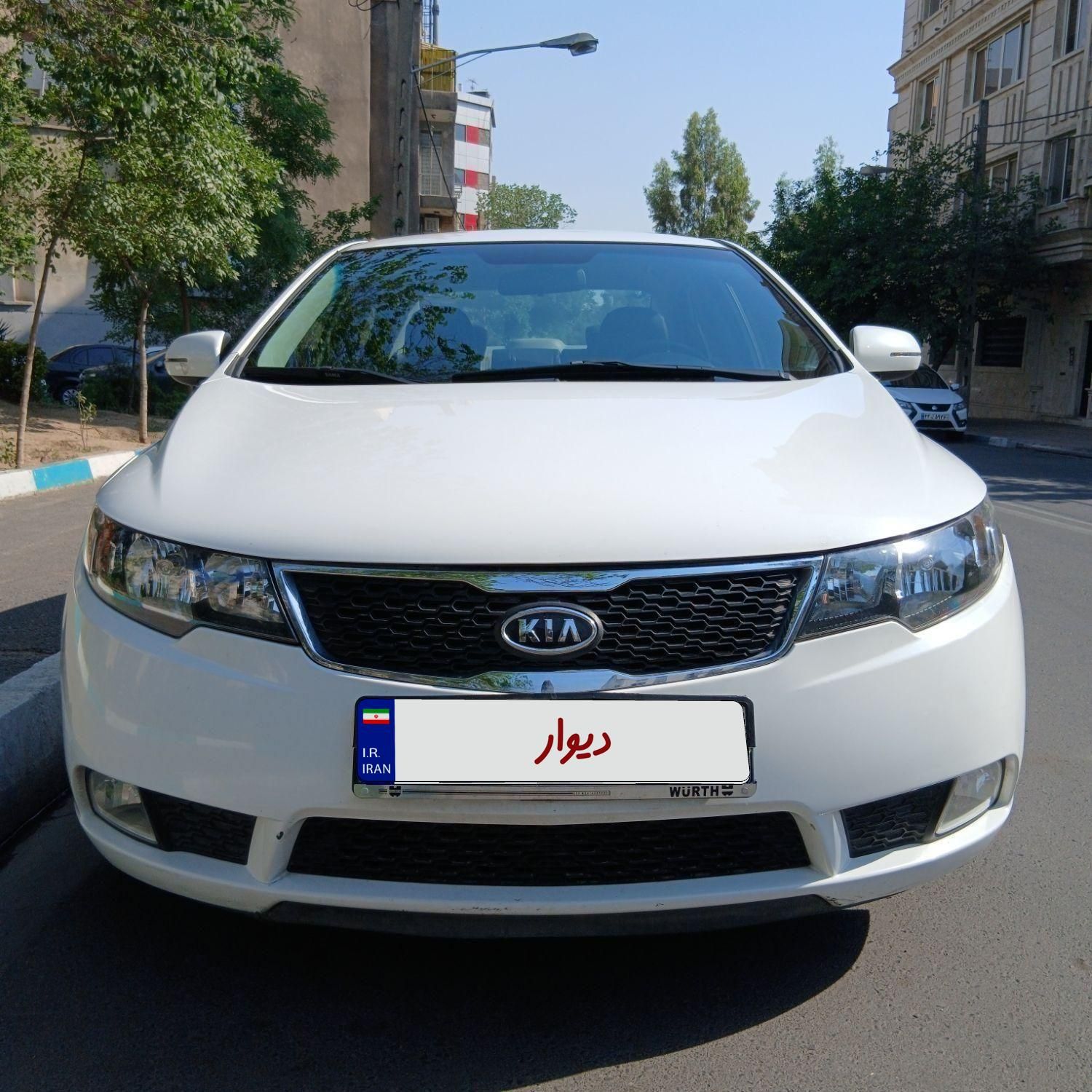 خودرو کیا، سراتو مونتاژ آگهی ann_18128032