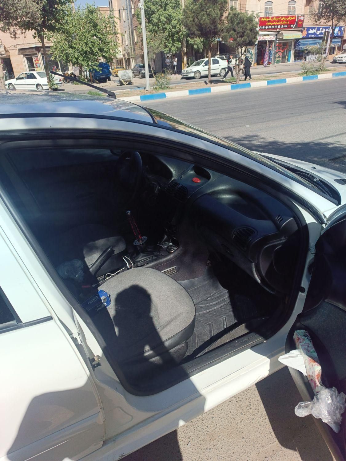 پژو 206 SD v8 - 1390