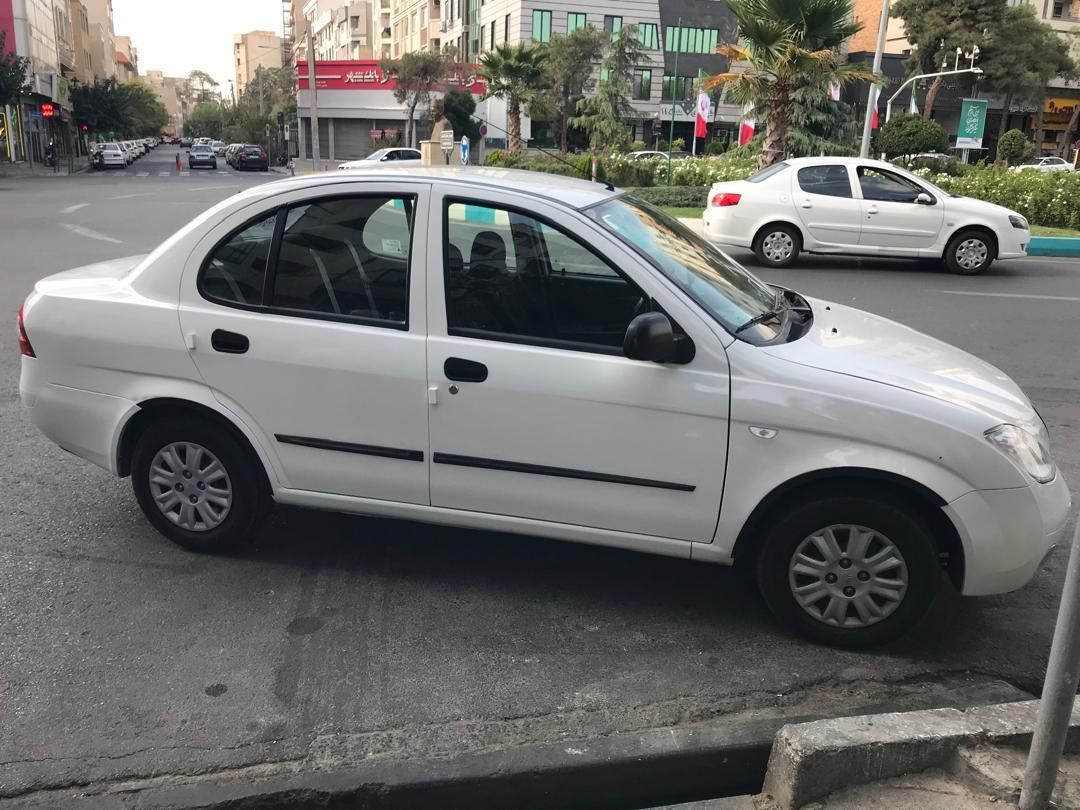 تیبا صندوق دار SX - 1400
