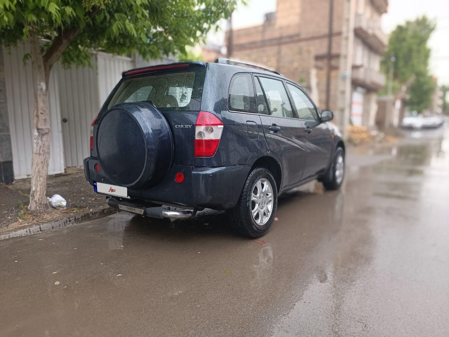 ام وی ام X33 دنده‌ای ساده - 2011