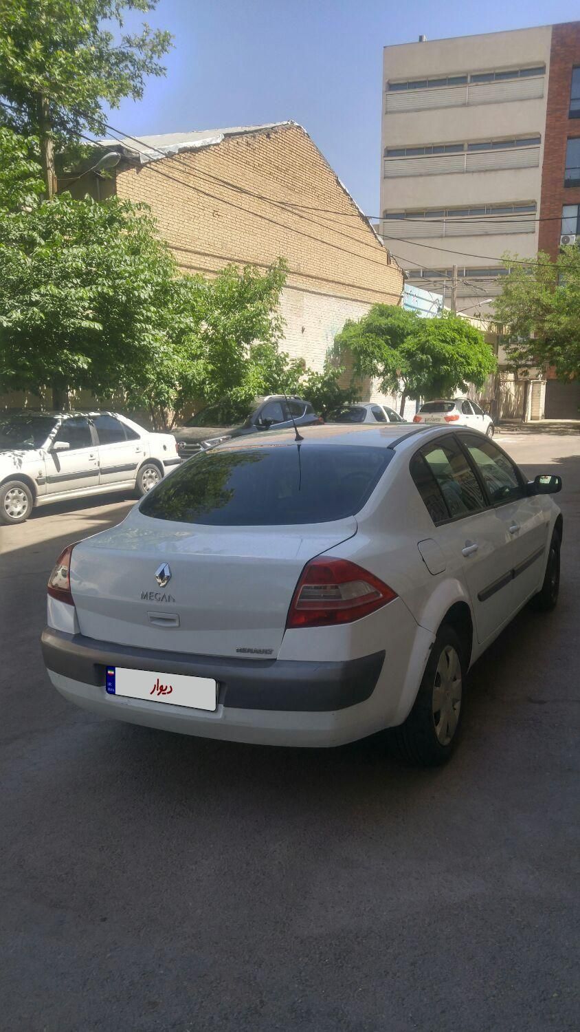 رنو مگان دنده‌ای 1600 - 2008