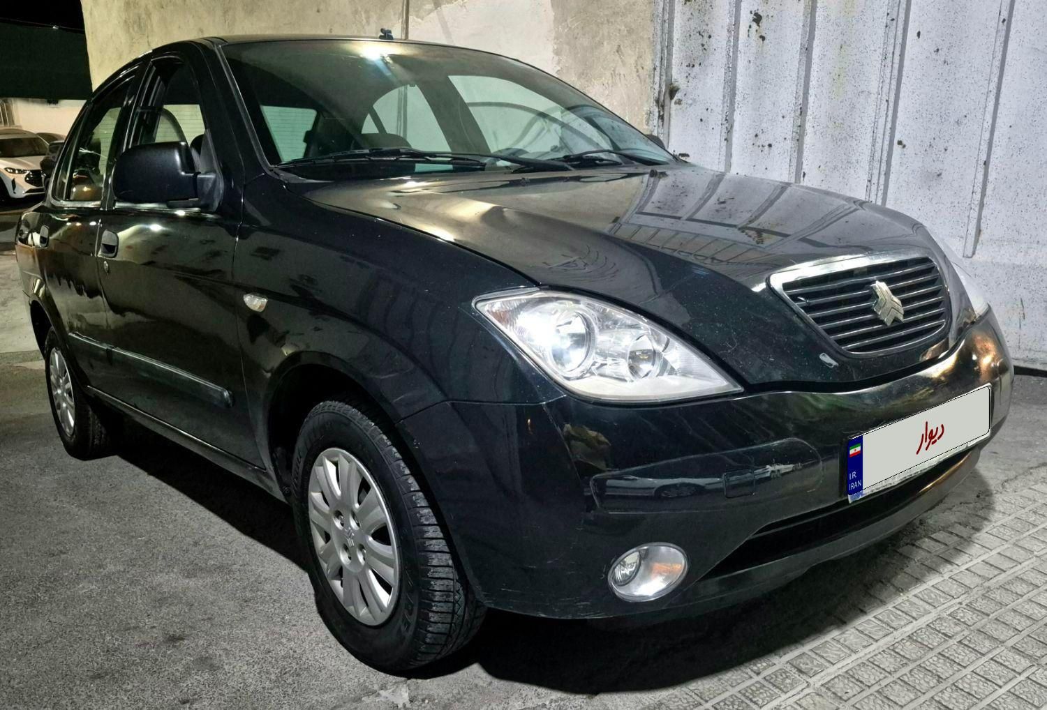 تیبا صندوق دار EX - 1395