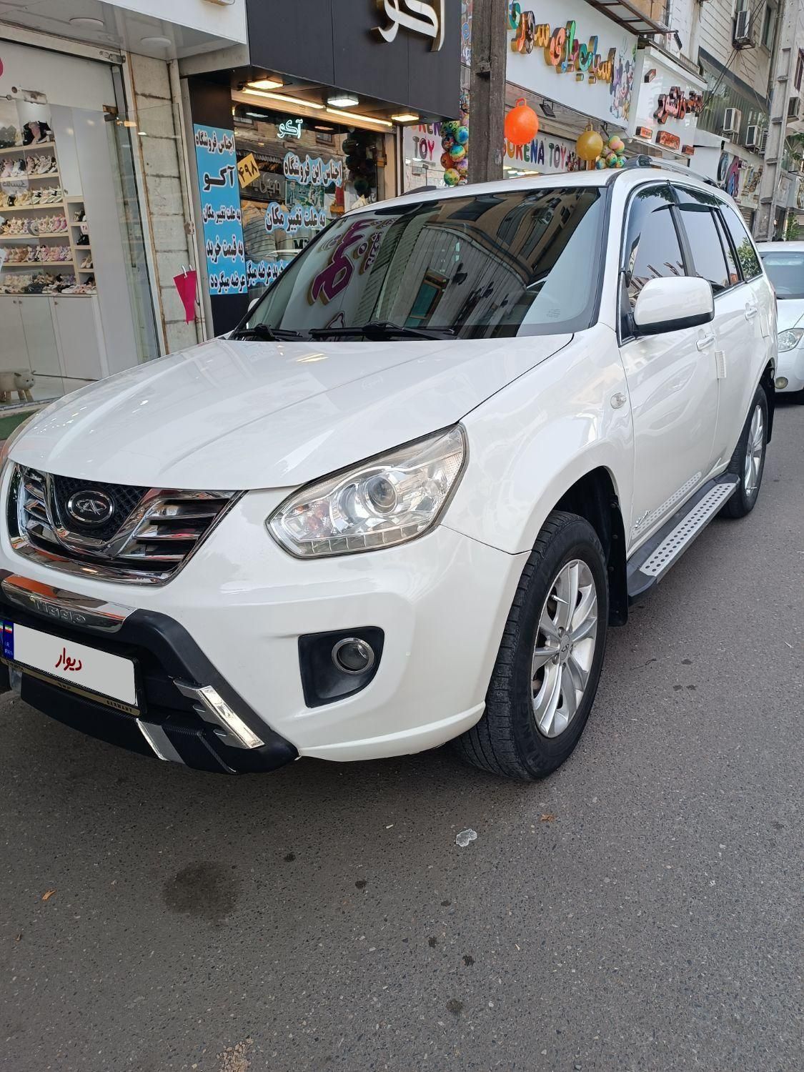 خودرو ام وی ام، X33 آگهی ann_18132264