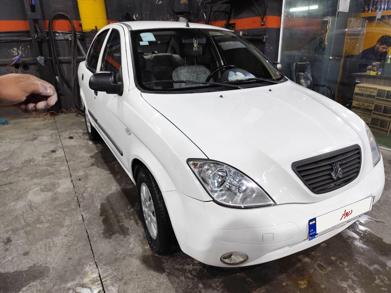 تیبا صندوق دار SX - 1395