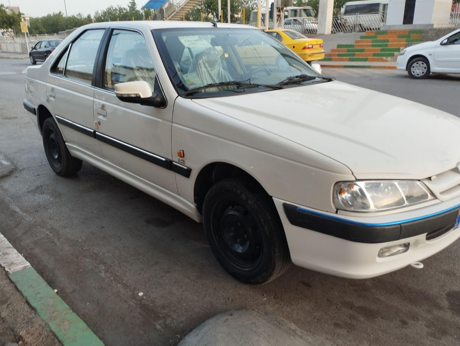 پژو پارس XU7ساده - 1390