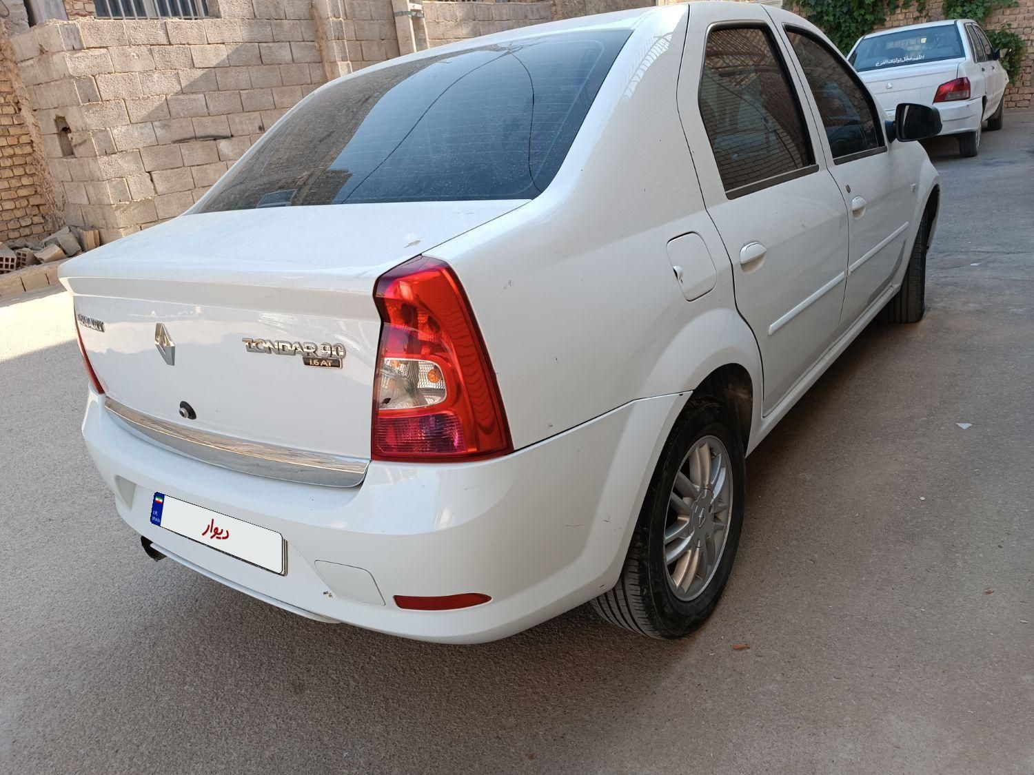 رنو تندر 90 پلاس اتوماتیک - 1397