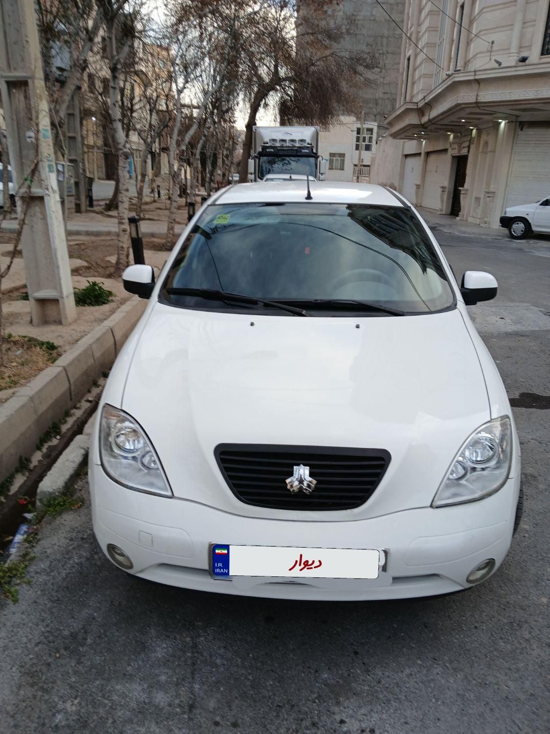 تیبا صندوق دار SX - 1400