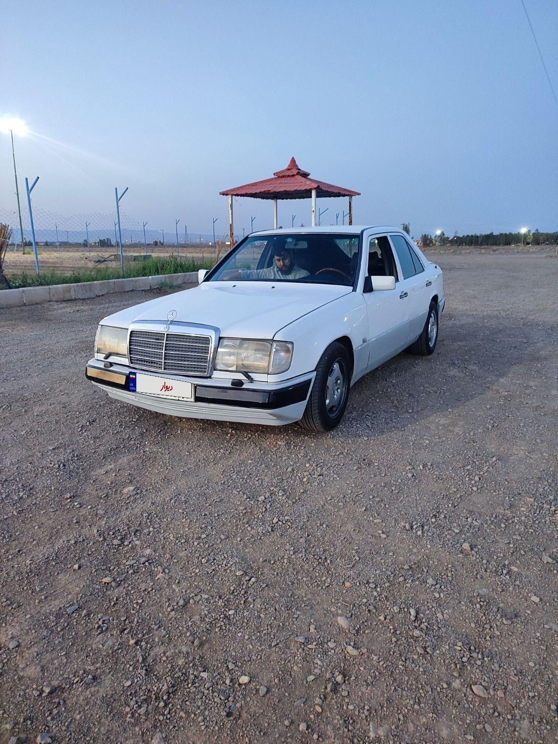 بنز E 230 - 1992
