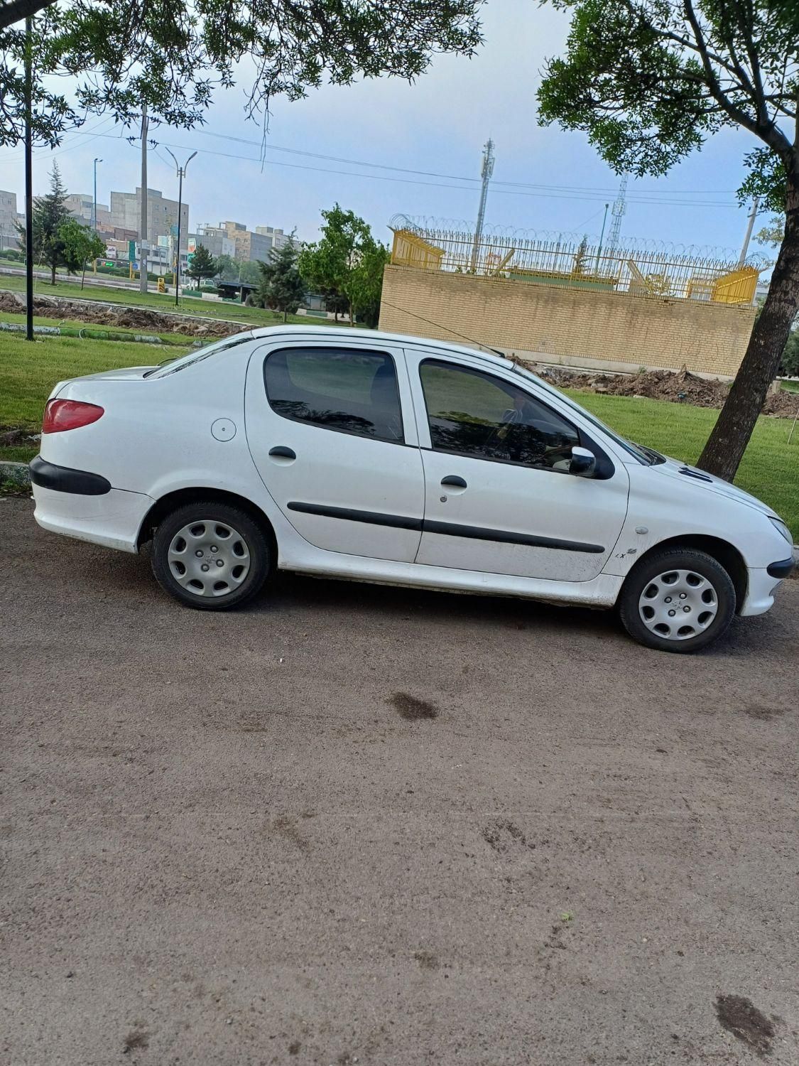 پژو 206 SD v8 - 1393