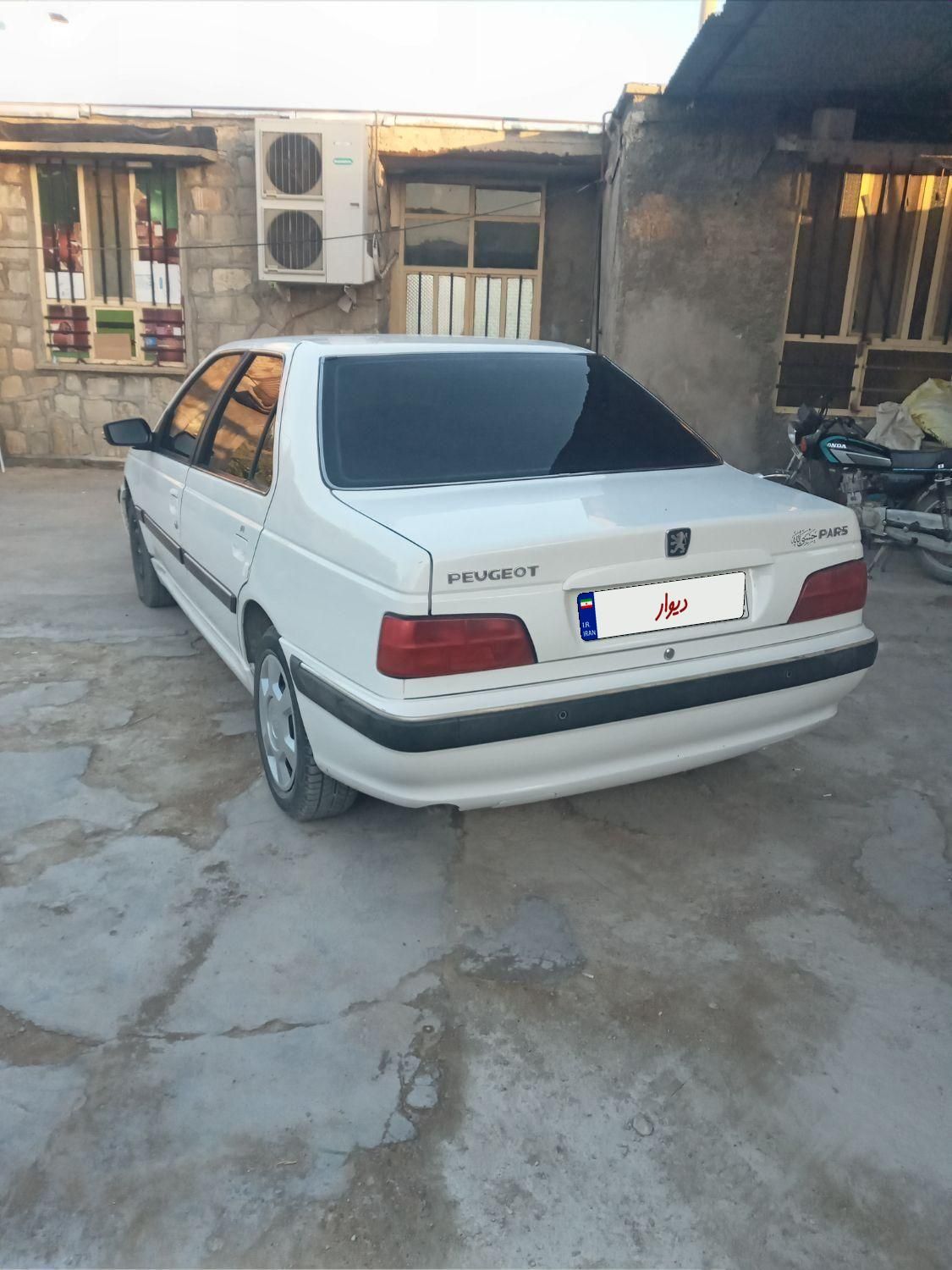 پژو پارس XU7P - 1401