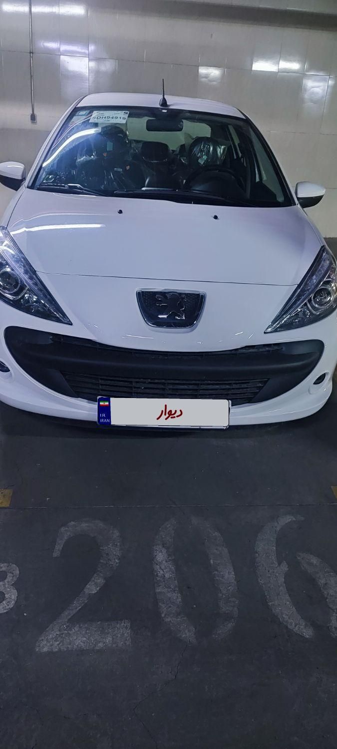 پژو 207 دنده‌ای با موتور TU3 - 1404