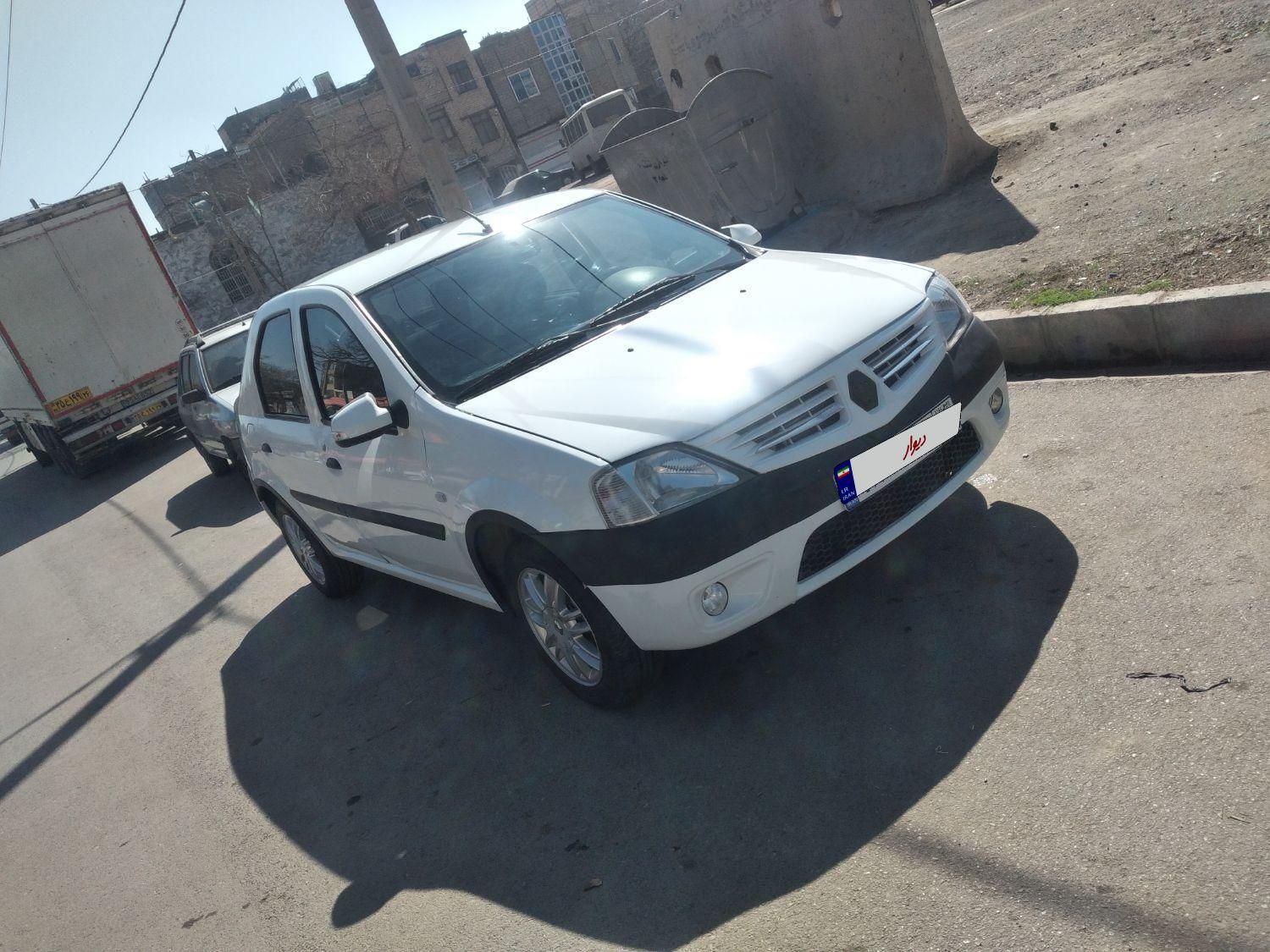 خودرو رنو، پارس تندر آگهی ann_18136089