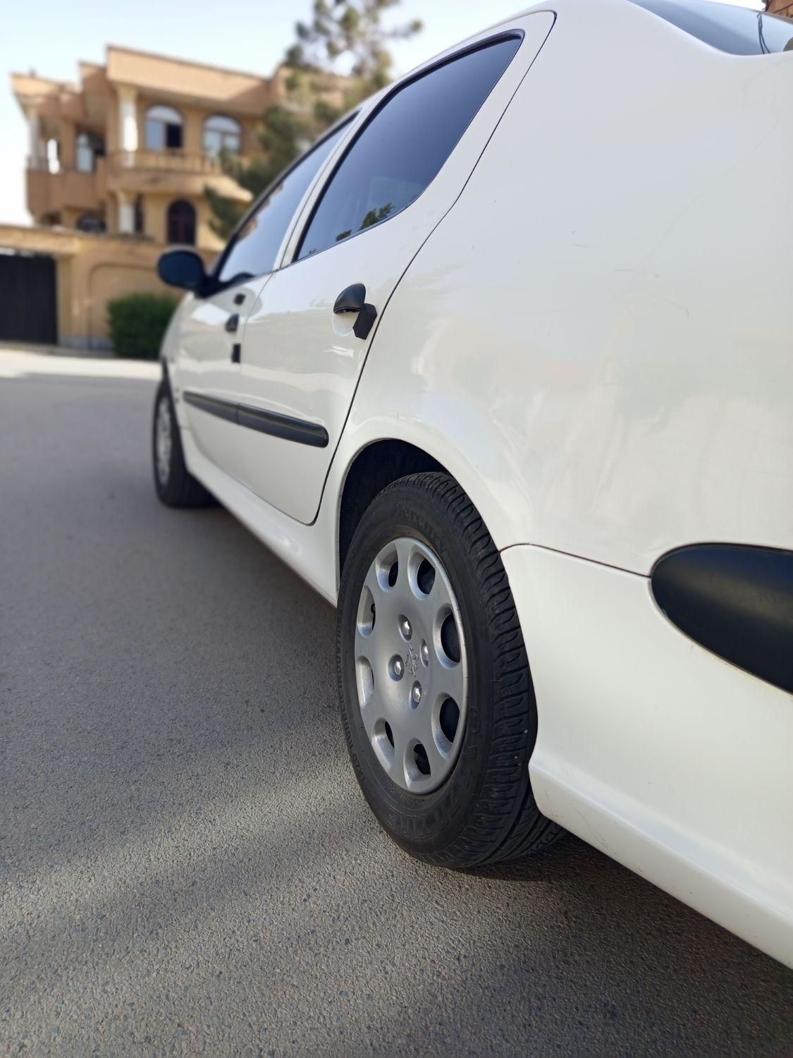 پژو 206 SD v8 - 1393