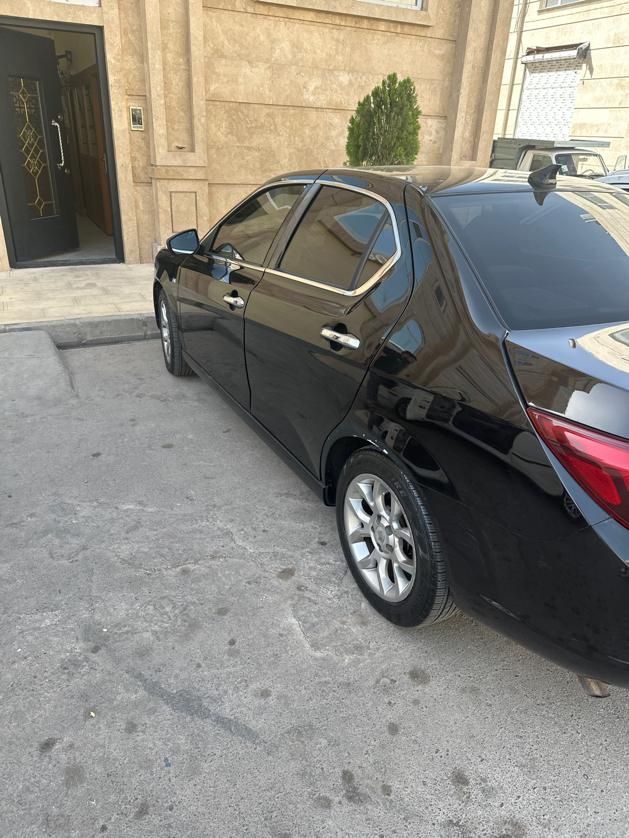 دنا پلاس 6 دنده توربو - 1401