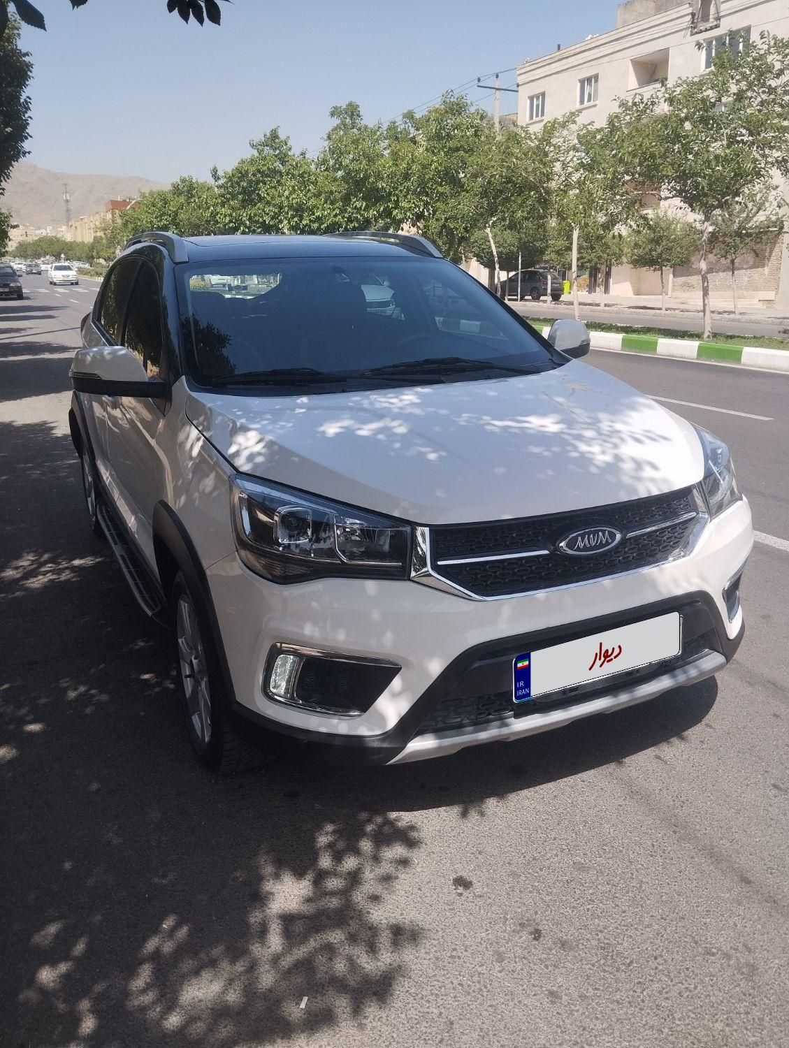 خودرو ام وی ام، X22 آگهی ann_18136554