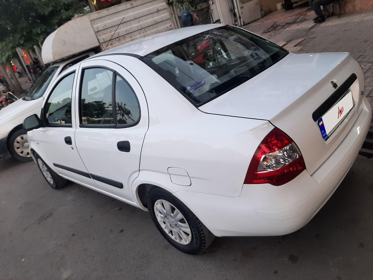 تیبا صندوق دار SX - 1395