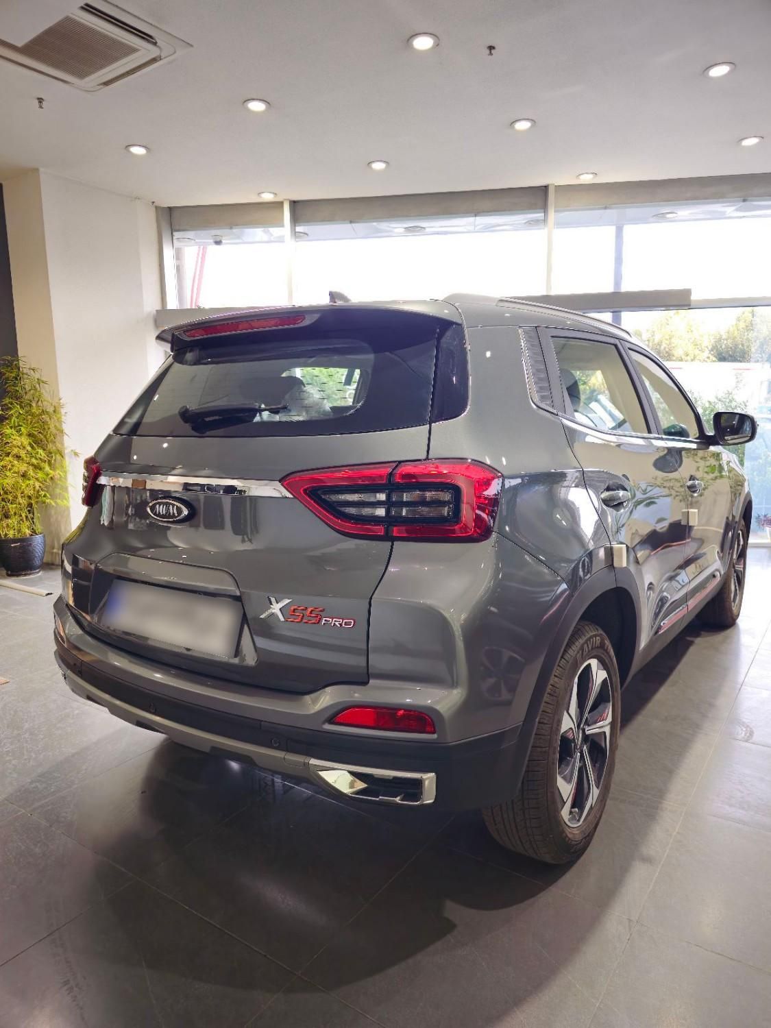 ام وی ام X55 پرو IE - 2025