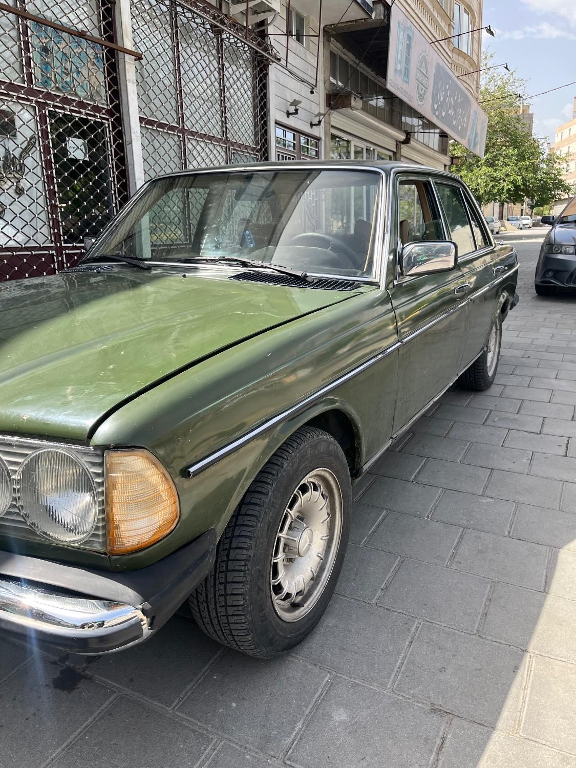 بنز E 230 - 1987