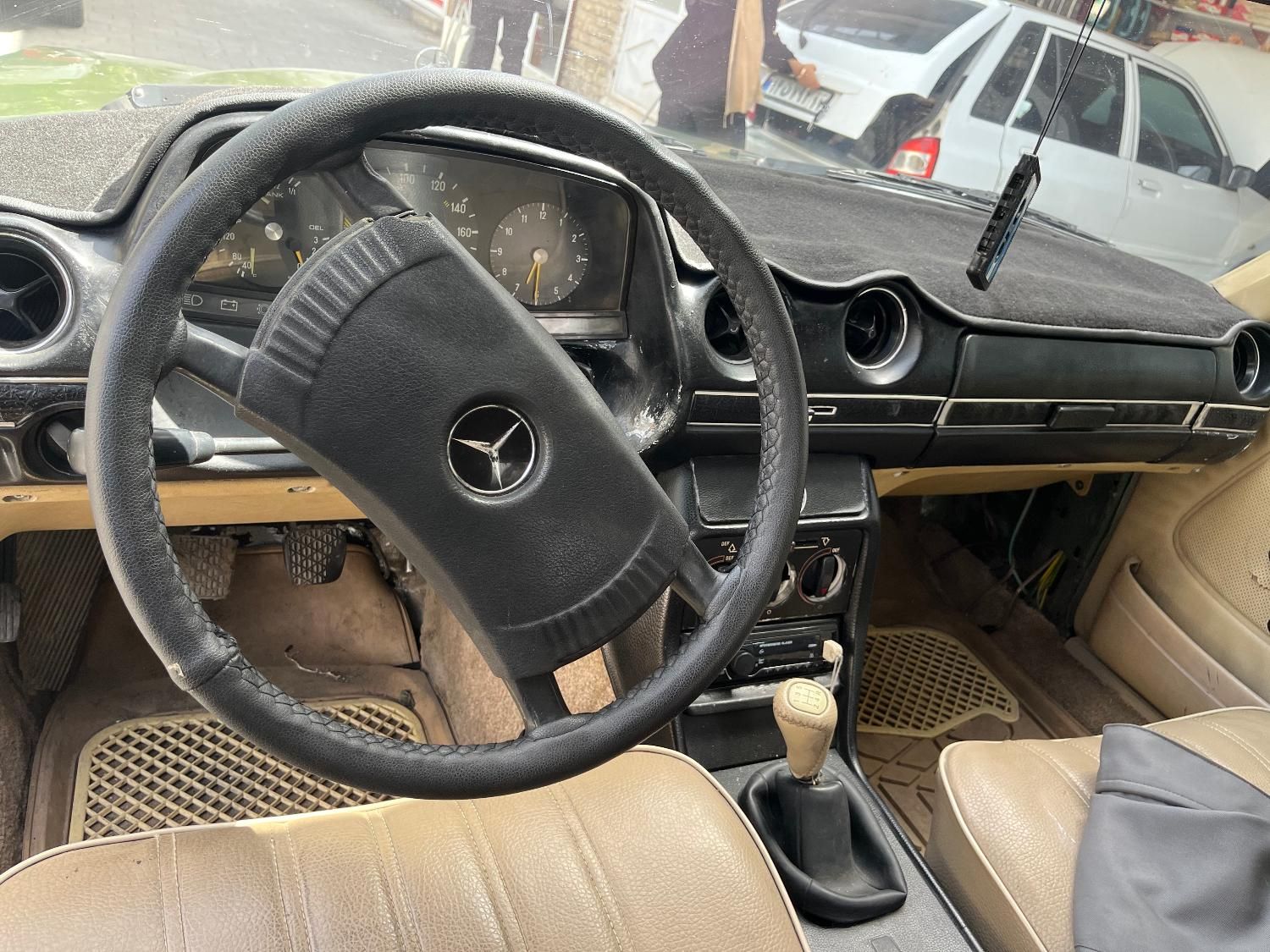 بنز E 230 - 1987