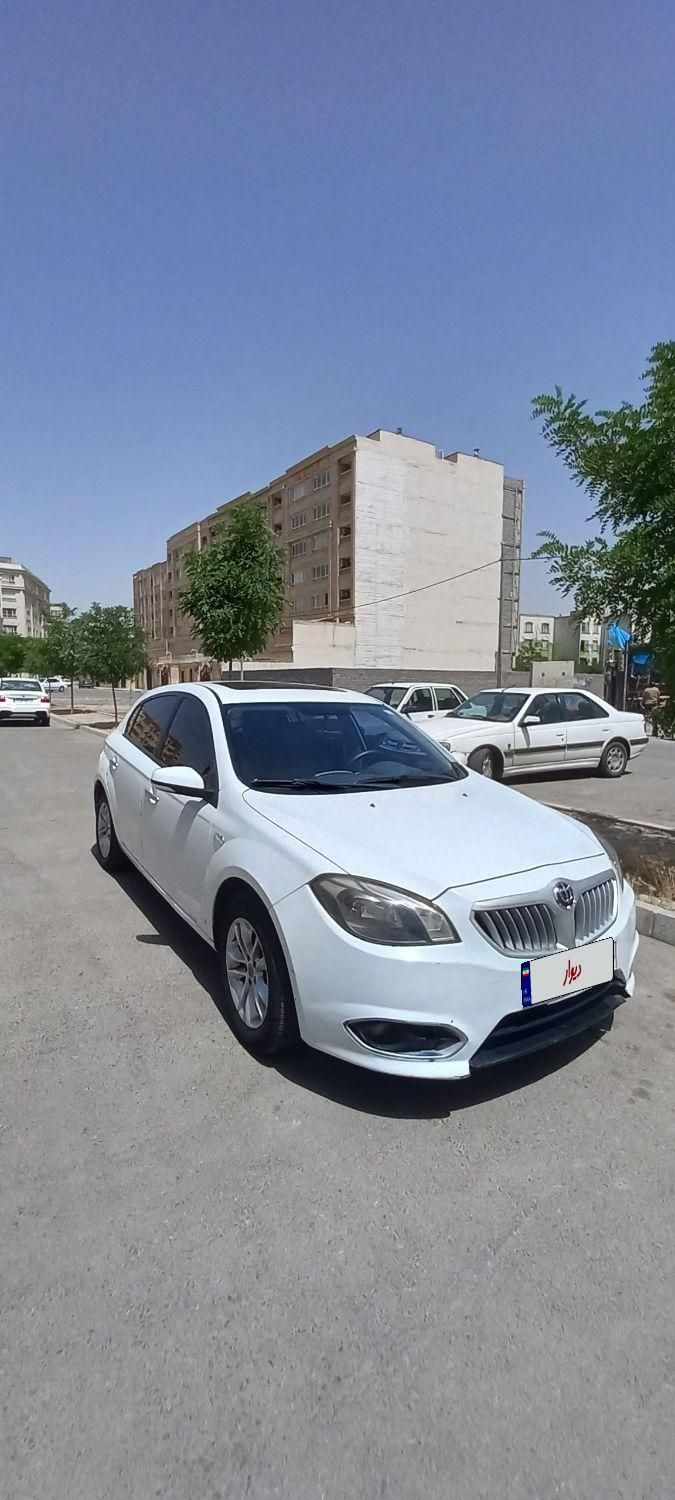 خودرو برلیانس، H320 آگهی ann_18139546