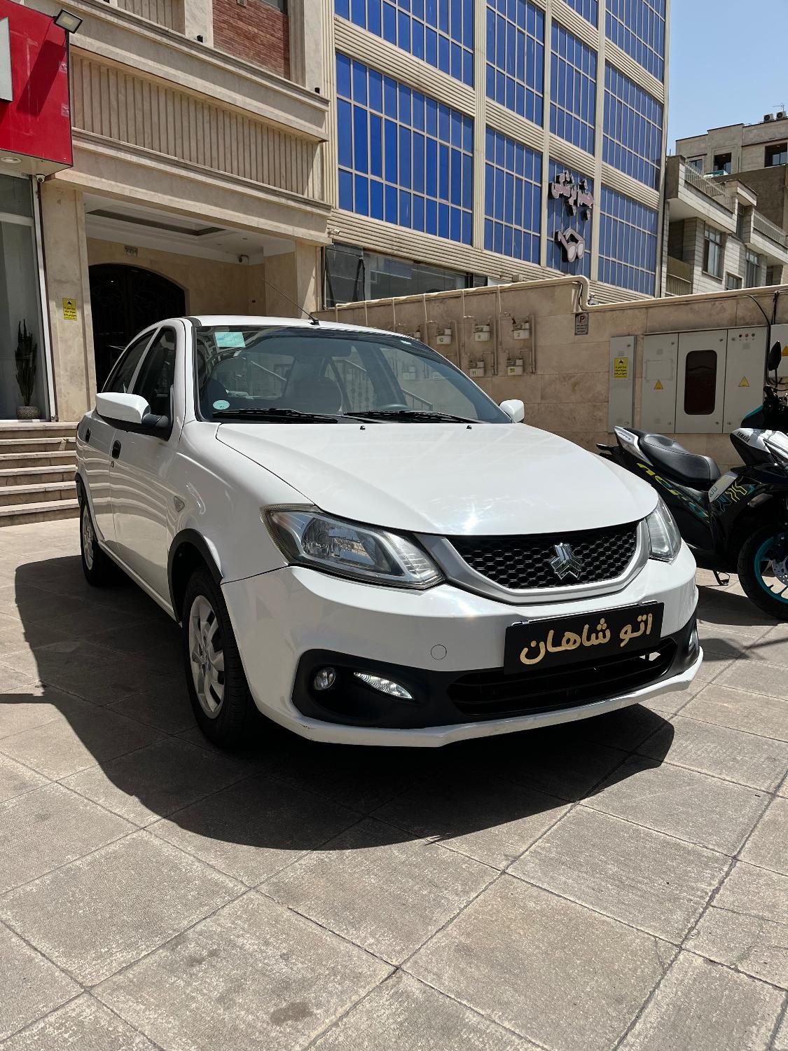 ساینا S دنده ای بنزینی - 1401