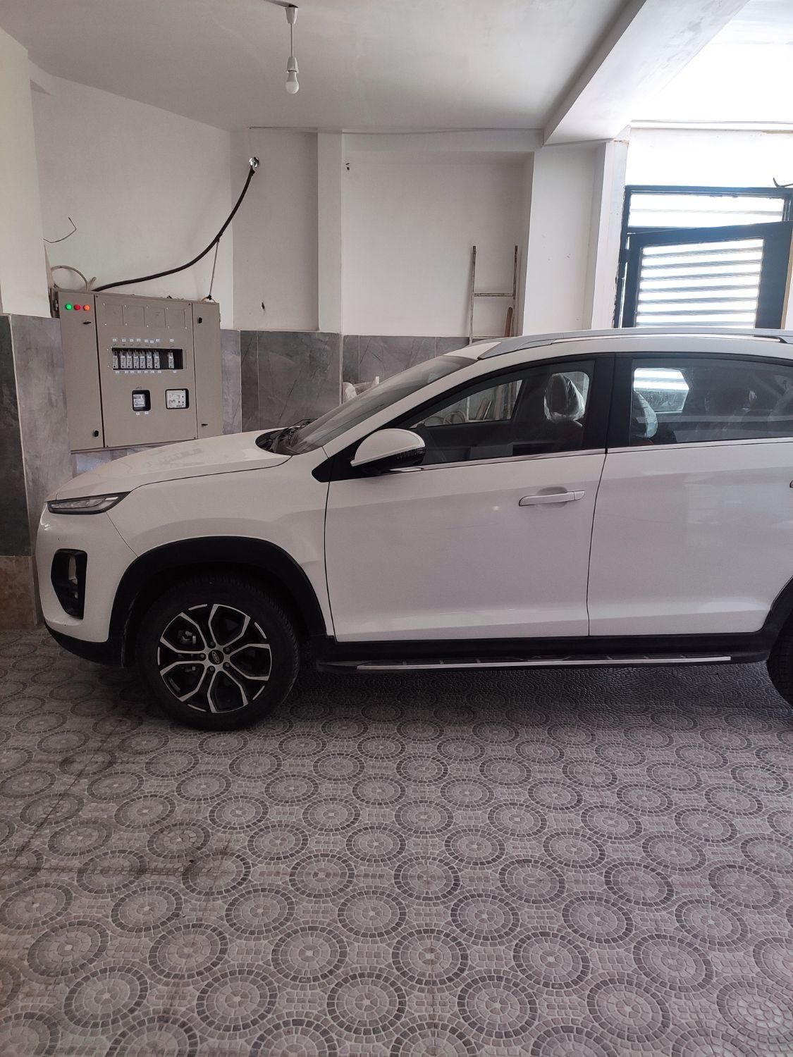 ام وی ام X22 دنده ای اسپرت لاکچری - 2023