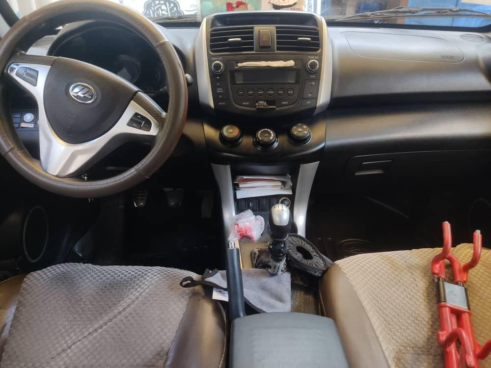 لیفان X60 دنده‌ای - 2015