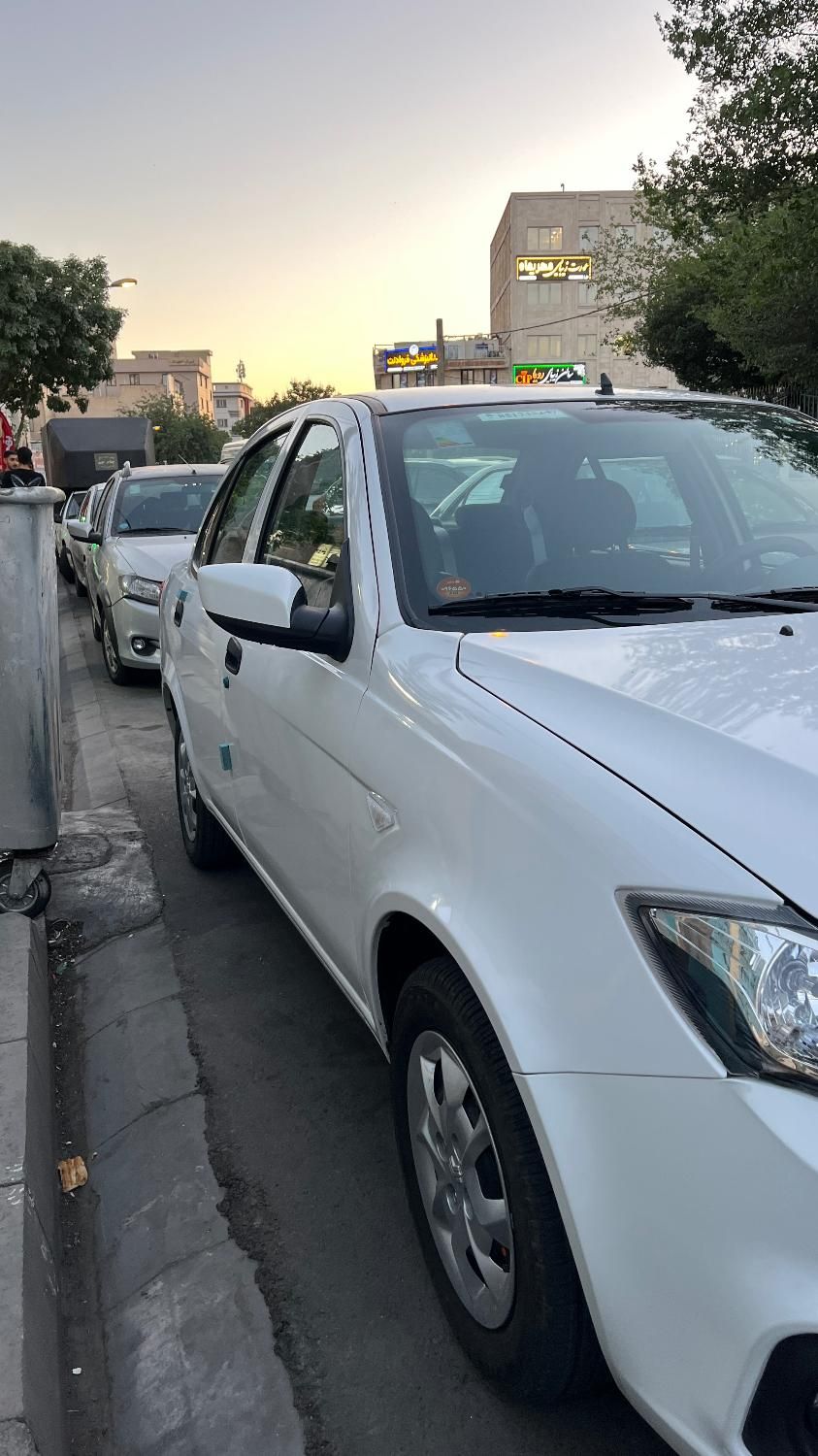 ساینا S دنده ای بنزینی - 1401