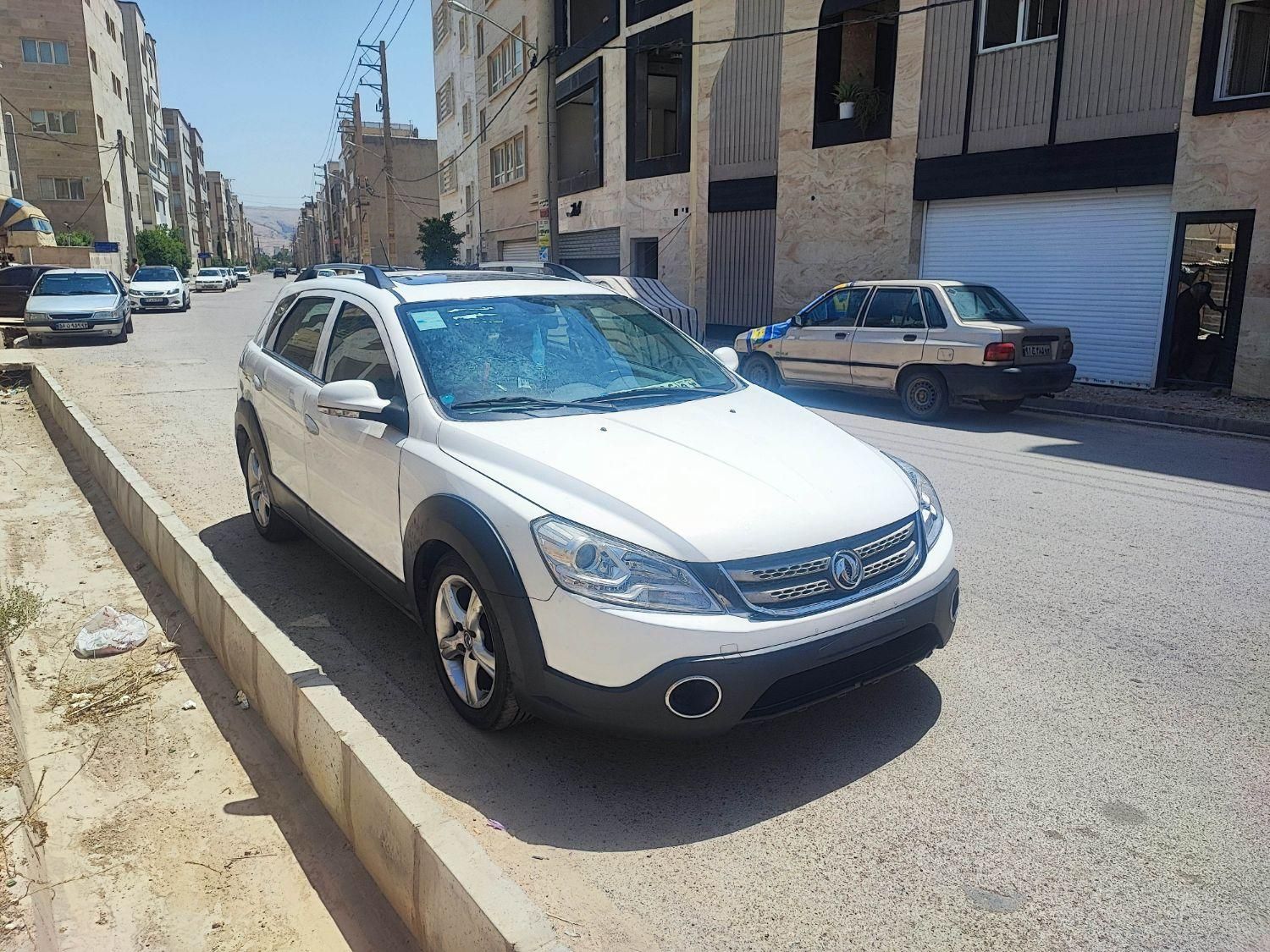 خودرو دانگ فنگ، H30 کراس آگهی ann_18140412