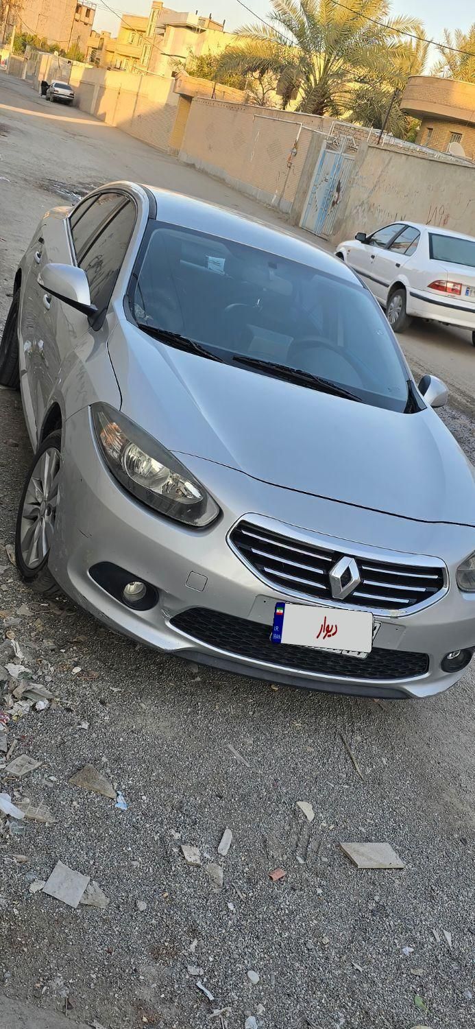 رنو فلوئنس اتوماتیک E4 - 2014