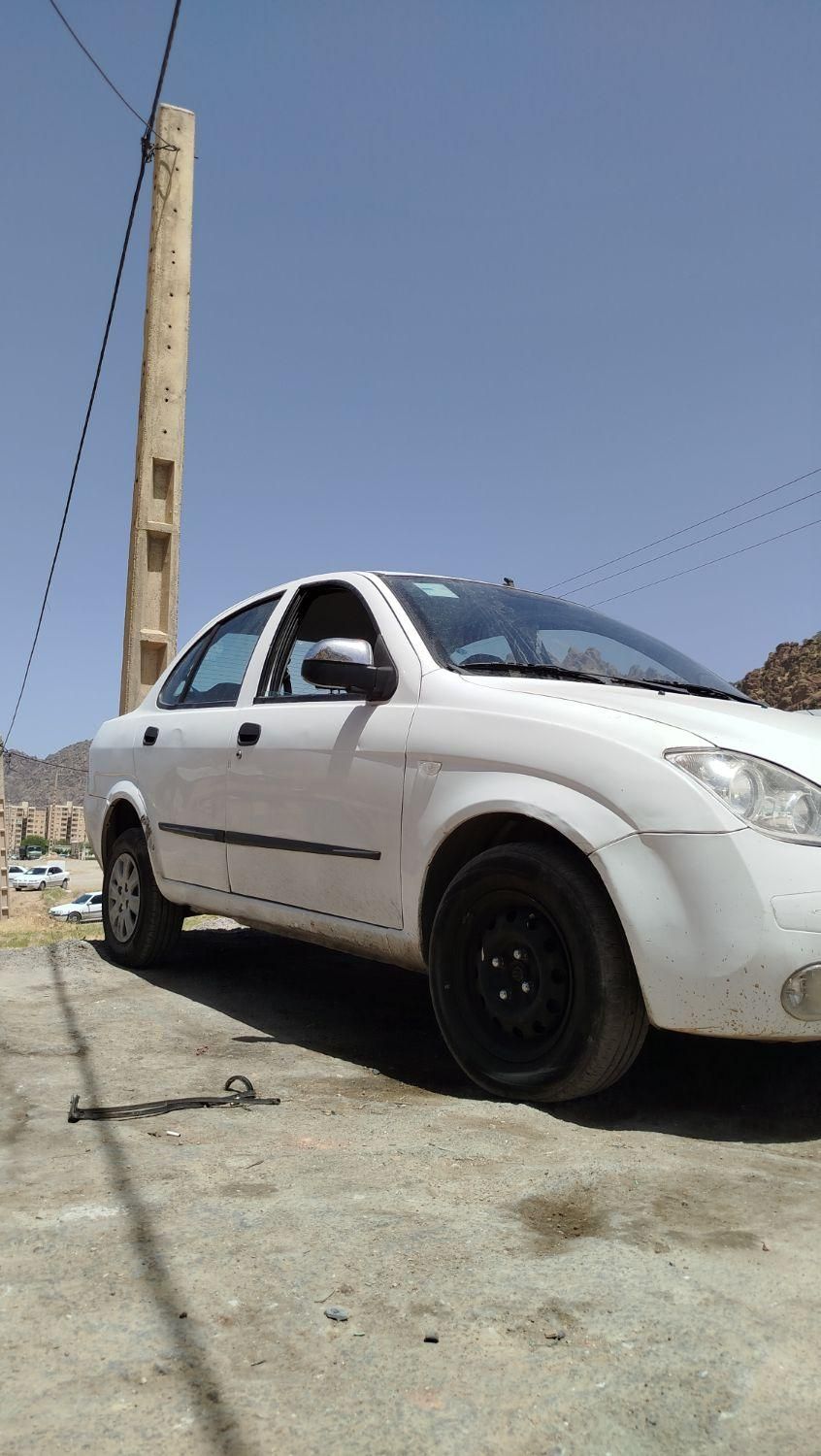 تیبا صندوق دار SX - 1396