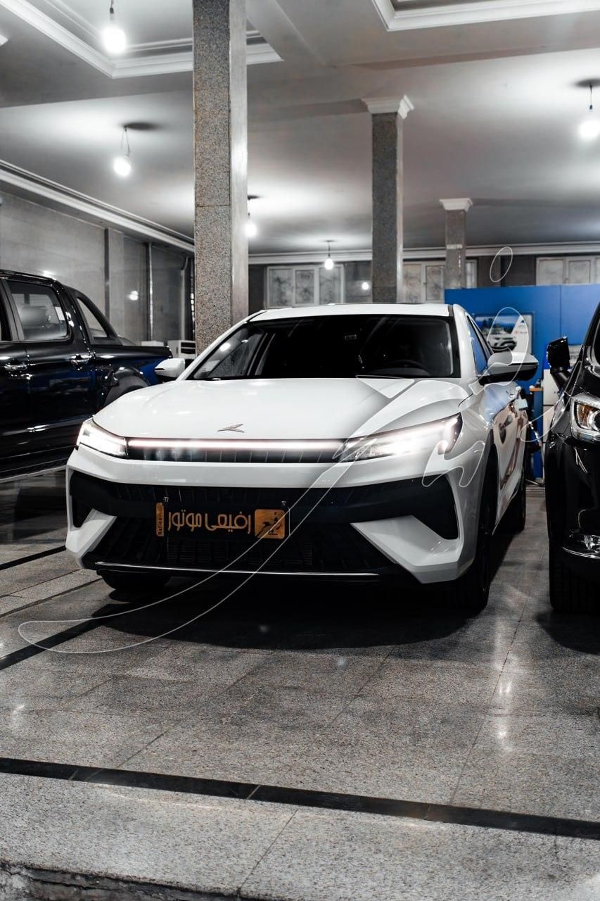 کی ام سی J7 اتوماتیک - 2025