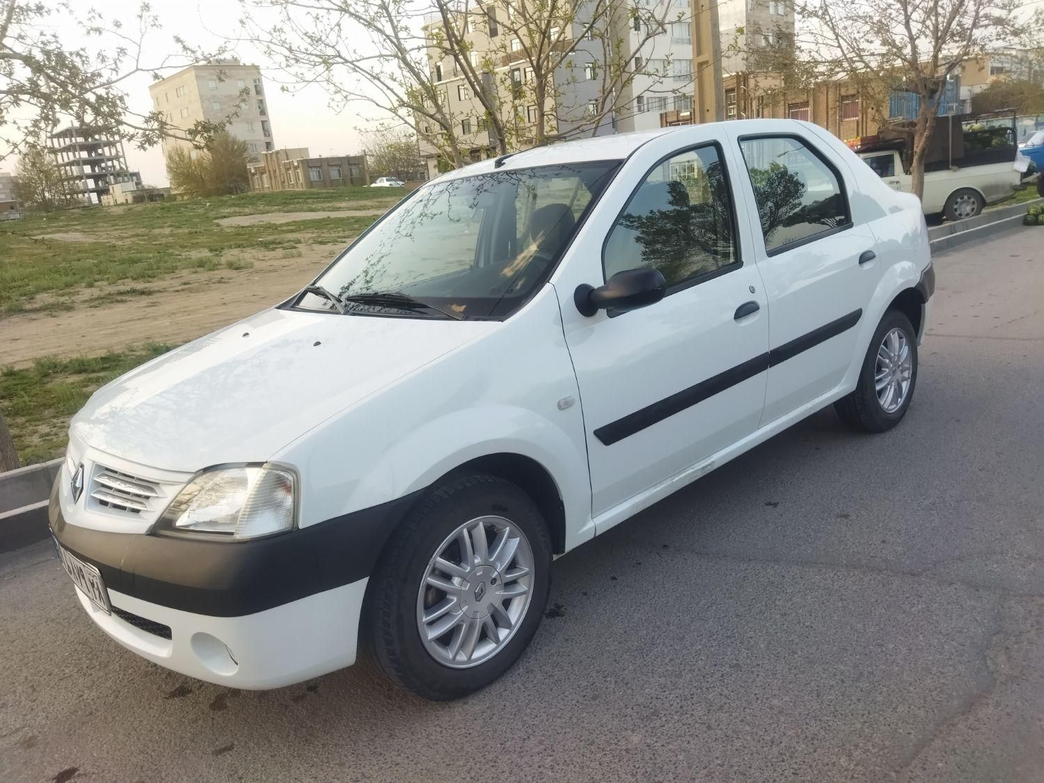 خودرو رنو، پارس تندر آگهی ann_18144153