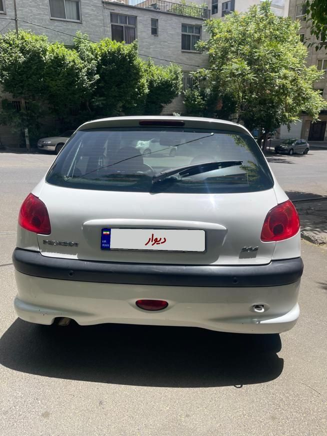 پژو 206 تیپ 2 - 1395